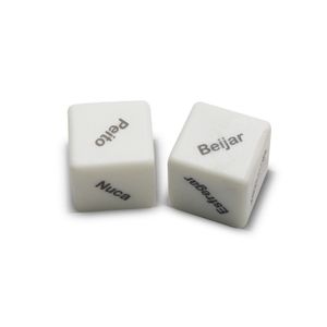 Dados cubos do amor diversão ao cubo