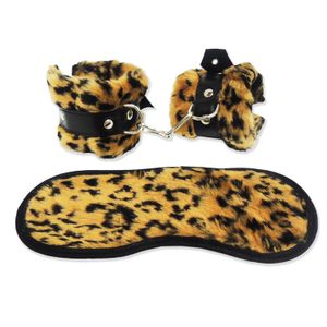 Kit em pelúcia